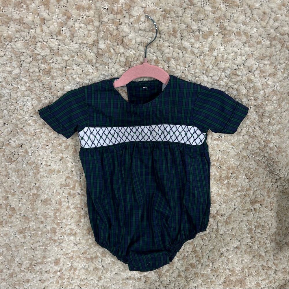 EUC The Beaufort Bonnet Co. navy & green Plaid smocked bubble romper 2t